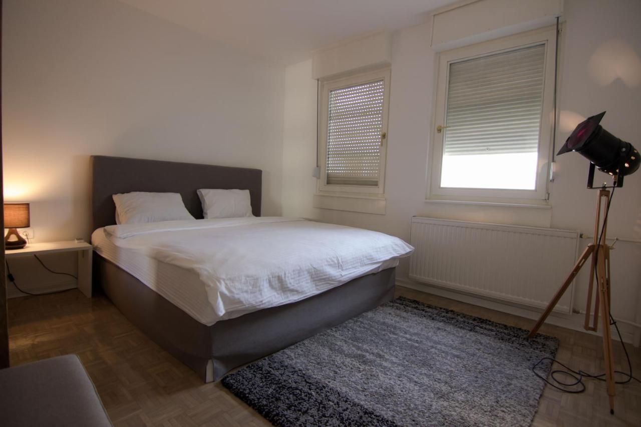 Arena Lux Appartement Belgrado Buitenkant foto